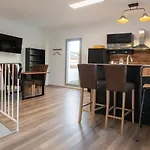 Appartement Spacious House